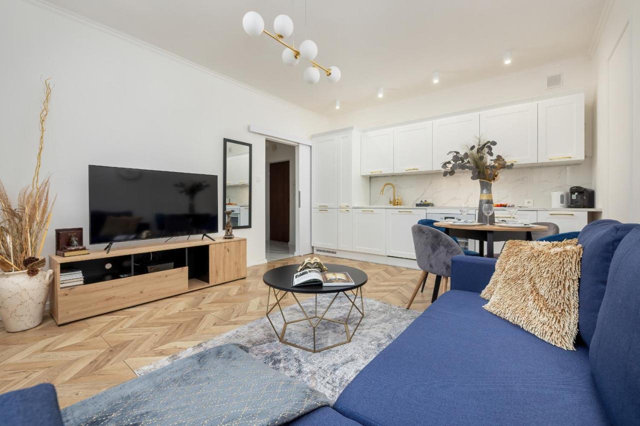 Beautiful One Bedroom Apartment Zamkowa By Rent Like Home Gdansk Exterior photo
